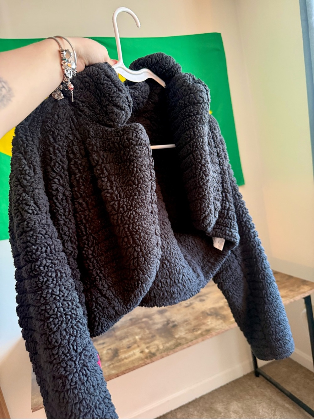 SHEIN Black Teddy Sherpa Cropped Zip Jacket